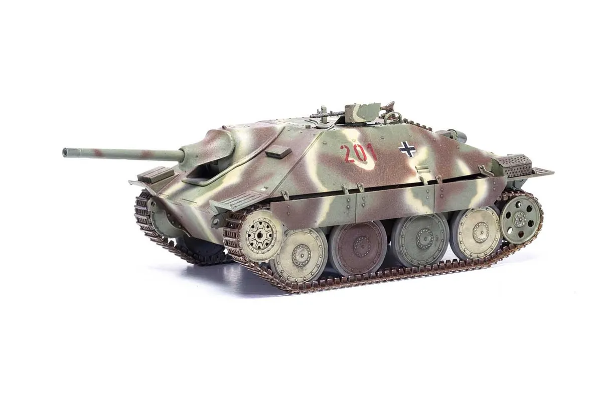 Level 3 Model Kit JagdPanzer 38(t) Hetzer Early Version Tank with 2