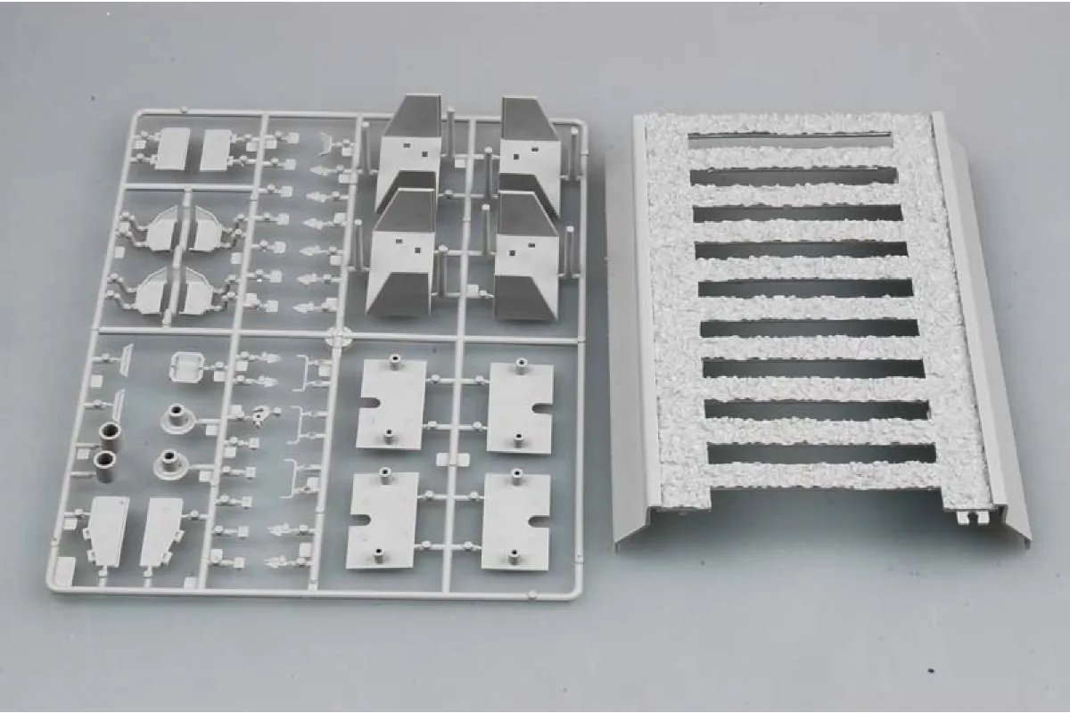 Trumpeter 1/35 German Panzerjager Triebwagen 51 Armoured