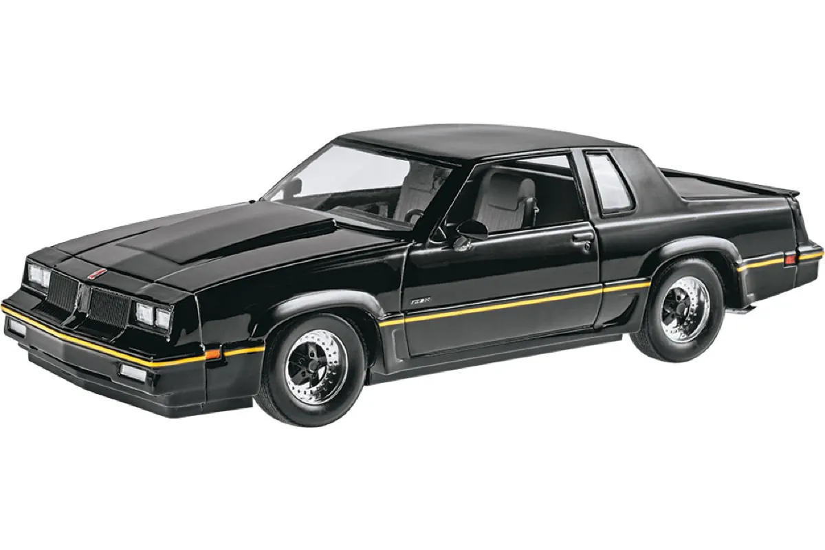 Revell 1 25 1985 Oldsmobile 442 FE3 X Show Car Scaled Plastic Model Kit 85 4446