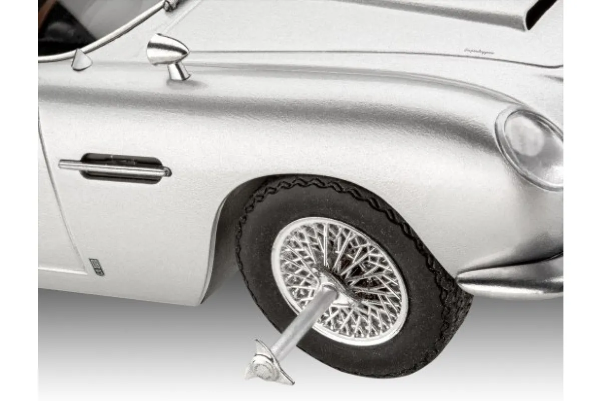 Revell 1 24 Aston Martin DB5 James Bond 007 Goldfinger Easy Click Scaled Plastic Model Kit 05653