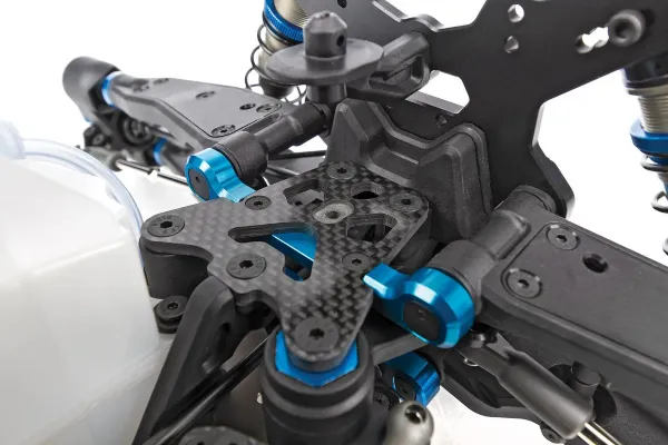 Balanced Chassis Flex with Carbon Fibre Top Plate