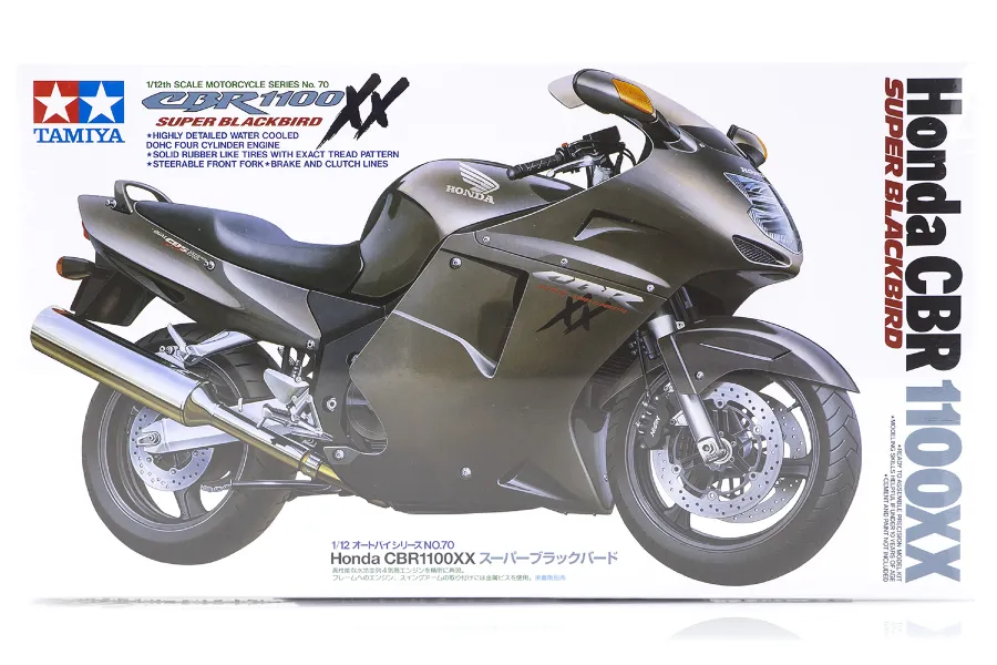 Tamiya 1 12 Honda CBR 1100XX Super Blackbird Motorcycle Plastic Model Kit 14070