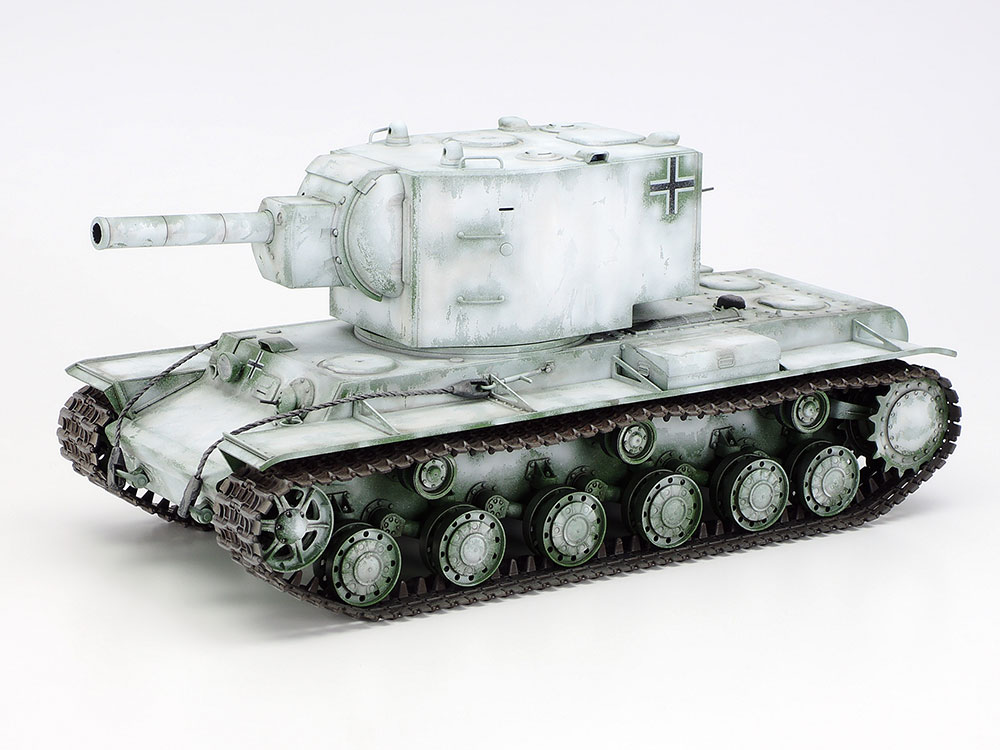 A marking option is included to recreate a KV-2 captured by the German Wehrmacht and given a winter camouflage makeover