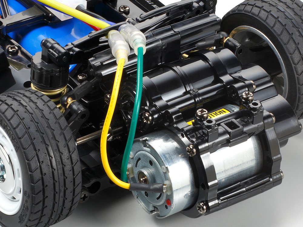 Three different wheelbase lengths are accessible by switching the position of rear section parts.