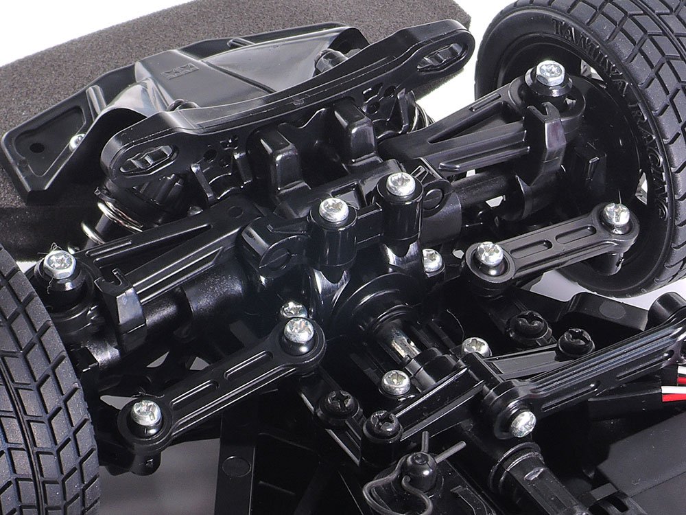Resin ball links in the steering linkage joints make for smooth, comfortable motion.