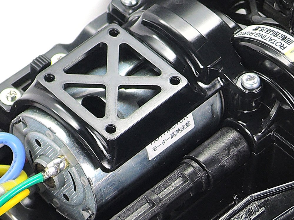 Motor cover includes removable cooling duct (not attached in above image).
