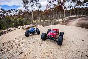 Atrek Peak RC Monster Truck - Team Pack image 139090