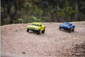 Atrek Stinger Pro RC Short Course Truck - Brushless Team Pack image 139093