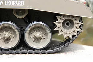 Heng Long 1/16 USA M4A3 "Sherman" & USA M26 "Pershing" Tanks - WWII Allied Bundle image 140348