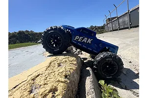 Atrek Peak RC Monster Truck - Team Pack image 145508