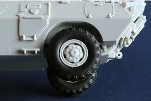 Trumpeter 1/72 M706 Commando Armoured Car Scaled Plastic Model Kit image 9
