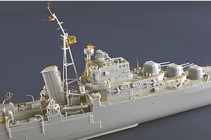 Trumpeter 1/350 HMS Argonaut Light Cruiser Scaled Plastic Model Kit image 108574
