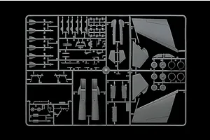 Italeri 1/72 Su-33 Sea Flanker Fighter Scaled Plastic Model Kit image 110767