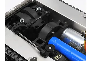 Tamiya M4 Sherman 105mm Howitzer RC Tank Electric 1/16 Scale Kit image 113153