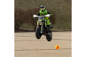 Losi Promoto-SM FXR Supermoto RC Motorcycle Electric Brushless 1WD 1/4 Scale RTR Combo - White image 115789