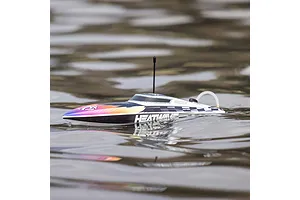 Pro Boat Recoil 2 Heatwave 18" Deep-V Brushless Electric RTR RC Speed Boat - White image 118906