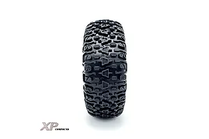 A single black Reefs RC 1.9 inch SP Sabre tyre with an aggressive tread pattern, shown from a front-facing perspective against a white background.