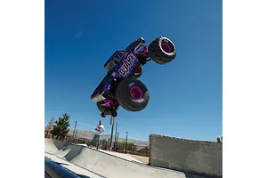 ARRMA Quake 223S BLX DSC RC Monster Truck Electric Brushless 1/10 Scale RTR - Purple image 126593