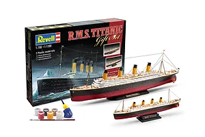 Revell 1/700 &amp; 1/1200 R.M.S. Titanic Gift Set Scaled Plastic Model Kit