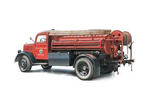 Italeri 1/24 Opel Blitz Fire Truck Scaled Plastic Model Kit image 127385