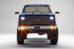 Axial SCX10 III Base Camp '82 Chevy K10 RC Rock Crawler Electric 4WD 1/10 Scale RTR - Blue image 128498
