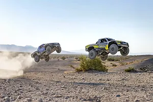 Losi Super Baja Rey 2.0 8S 4X4 RC Short Course Truck Electric Brushless 4WD 1/6 Scale RTR - Brenthel Edition Yellow image 128688