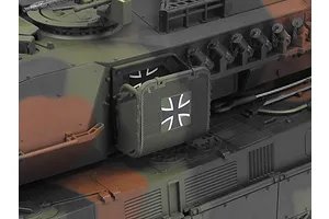 Tamiya Leopard 2 A7V RC Main Battle Tank 1/16 Kit - German Federal Army image 129350