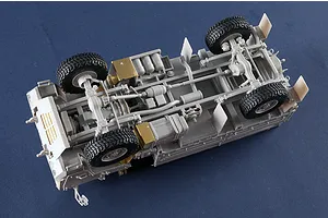 Trumpeter 1/35 M1078A1P2 Armoured Truck Scaled Plastic Model Kit image 129598