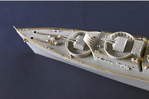 Trumpeter 1/350 HMS Scylla Dido-Class Light Cruiser Scaled Plastic Model Kit image 129626