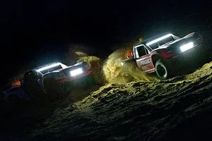 Traxxas Unlimited Desert Racer Pro Scale RC Short Course Truck Electric Brushless 4WD 1/7 Scale RTR with LED Light Kit image 129814