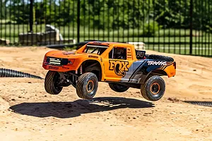 Traxxas Unlimited Desert Racer Pro Scale RC Short Course Truck Electric Brushless 4WD 1/7 Scale RTR with LED Light Kit image 129826