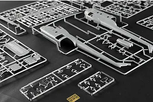 Trumpeter 1/48 Mi-4AV Hound Transport Helicopter Scaled Plastic Model Kit image 130143