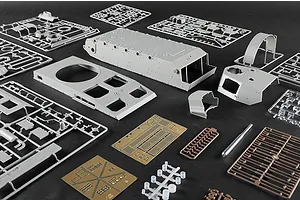 Trumpeter 1/16 Pz.Kpfw.III Ausf.J Panzer Medium Tank Scaled Plastic Model Kit image 130160