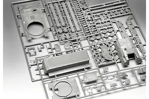 A grey plastic sprue frame containing various unpainted model parts for a Panzerhaubitze 2000 armoured howitzer kit.