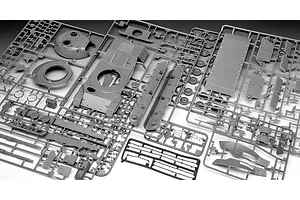 Revell 1/35 Leopard 1 A1A1-A1A4 Tank Scaled Plastic Model Gift Set Kit image 132277