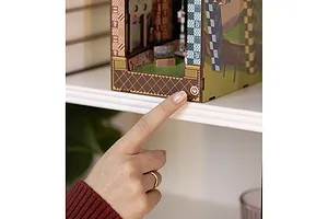 Revell Book Nook - Harry Potter: Quidditch Field image 132907