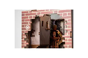 Revell 1/24 Book Nook - Harry Potter: Diagon Alley image 132933