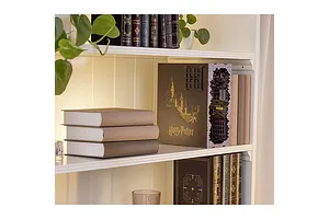 Revell 1/24 Book Nook - Harry Potter: Diagon Alley image 132939