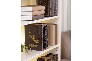 Revell 1/24 Book Nook - Harry Potter: Diagon Alley image 132943