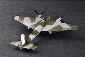 Trumpeter 1/48 De Havilland Hornet F.3 Fighter Scaled Plastic Model Kit image 133842