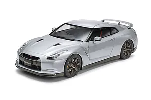 Tamiya 1/24 Nissan R35 GT-R Scaled Plastic Model Kit image 134173