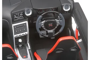 Tamiya 1/24 Nissan R35 GT-R Scaled Plastic Model Kit image 134177