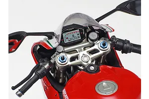 Tamiya 1/12 Ducati 1199 Panigale S Tricolore Motorcycle Scaled Plastic Model Kit image 134573