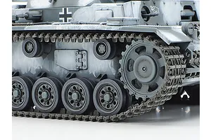 Tamiya 1/35 German Panzerkampfwagen III Ausf.N (Sd.Kfz.141/2) Tank Scaled Plastic Model Kit image 134777