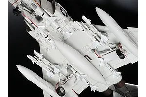 Tamiya 1/32 McDonnell Douglas F-4J Phantom II Jet Scaled Plastic Model Kit image 134843