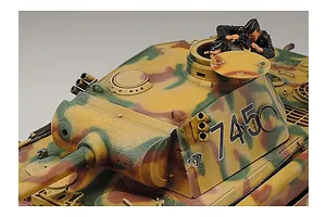 Tamiya 1/35 German Panther Ausf.D (Sd.Kfz.171) Tank Scaled Plastic Model Kit image 134918