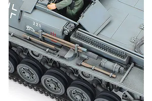 Tamiya 1/35 German Sturmgeschutz III Ausf.b (Sd.Kfz.142) Scaled Plastic Model Kit image 134964