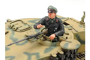 Tamiya 1/35 German Panzerkampfwagen Tiger I (Sd.Kfz.181) Tank Scaled Plastic Model Kit image 135177