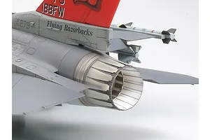 Tamiya 1/48 Lockheed Martin Block 25/32 F-16 C Fighting Falcon Ang Jet Scaled Plastic Model Kit image 135269