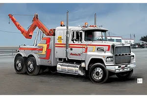 Italeri 1/24 US Wrecker Truck Scaled Plastic Model Kit image 135346